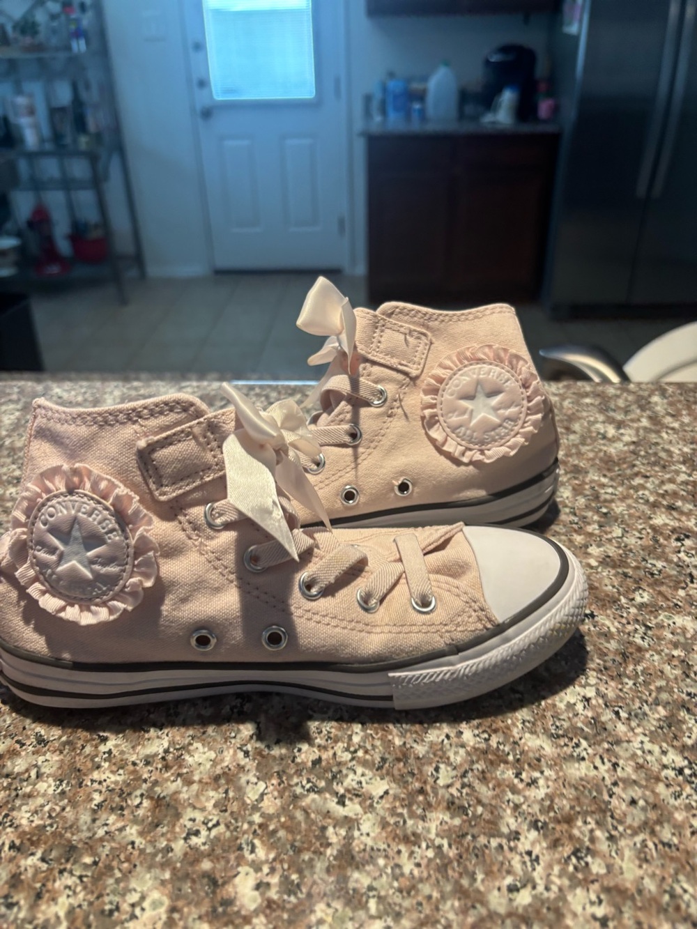 Converse Kids High-Top Sneakers in Light Pink with Ribbon Laces